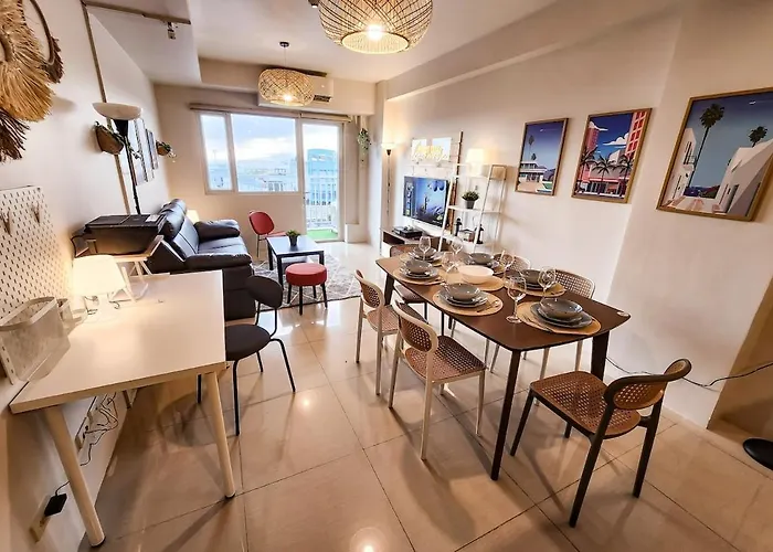 Amazing View 2br Moa, 98 Sqm Xbox 200mbps, Printer